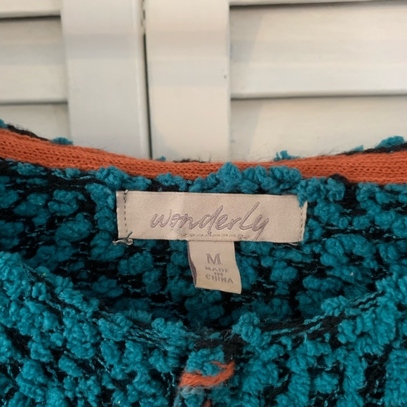 Soft Knit Hoodie Pullover - Picture 3 of 4